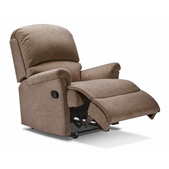 Nevada Small Manual Recliner - 5 Year Guardsman Furniture Protection Included For Free!